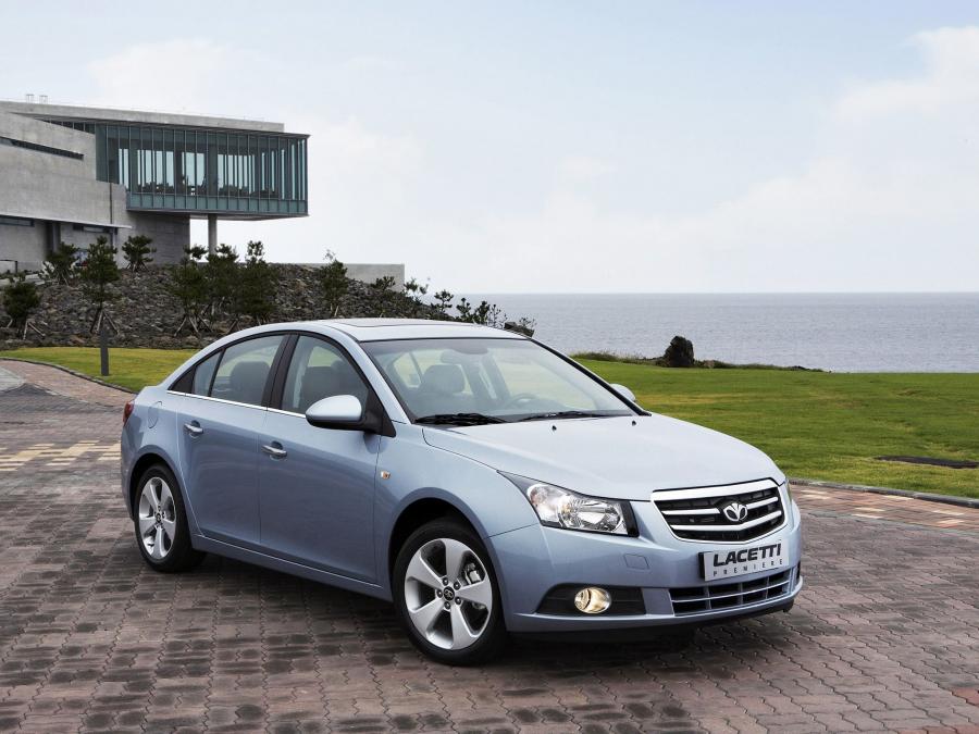  Daewoo Lacetti Premiere 2009 года  (фото 2 из 16)